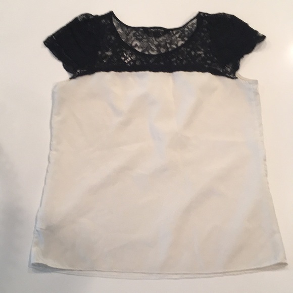 Express Lace Top - Picture 2 of 3